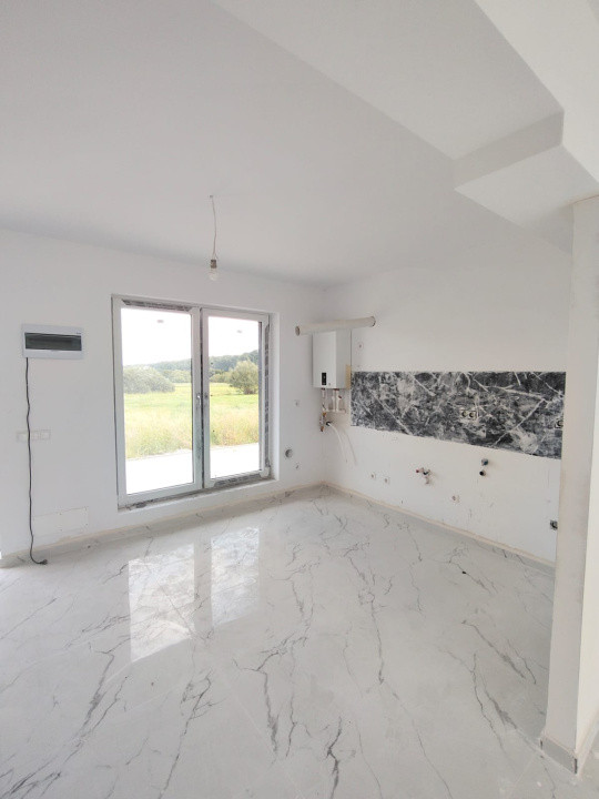Casa tip duplex de vanzare zona Tropini-Rasinari