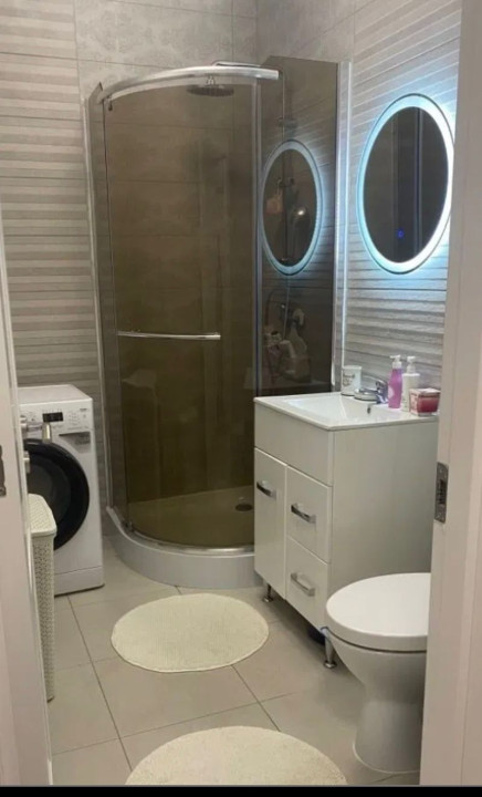 Apartament cu 3 camere de inchiriat !