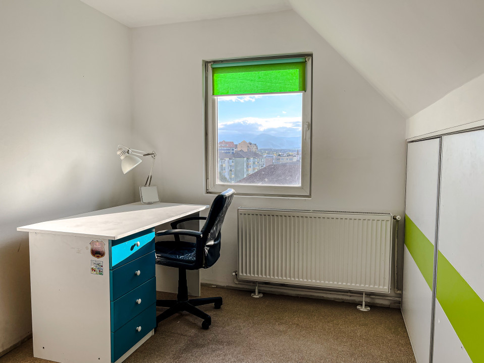 Apartament tip mansardă, 4 camere, pe 2 niveluri - Terezian, Sibiu