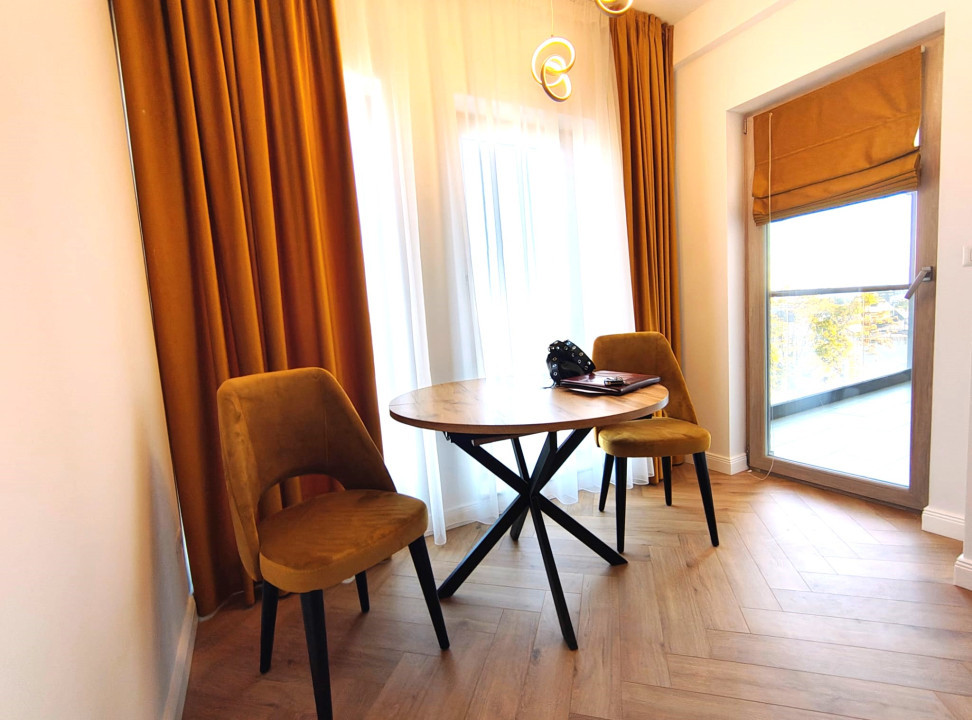 Apartament central, loc de parcare, mobilat si utilat modern