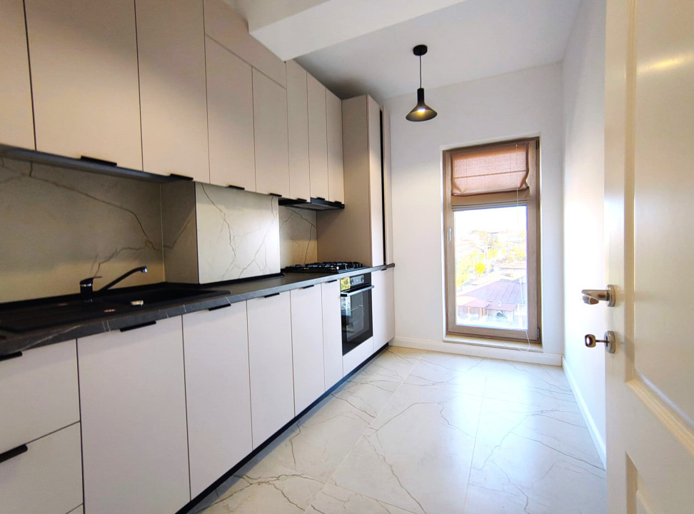 Apartament central, loc de parcare, mobilat si utilat modern