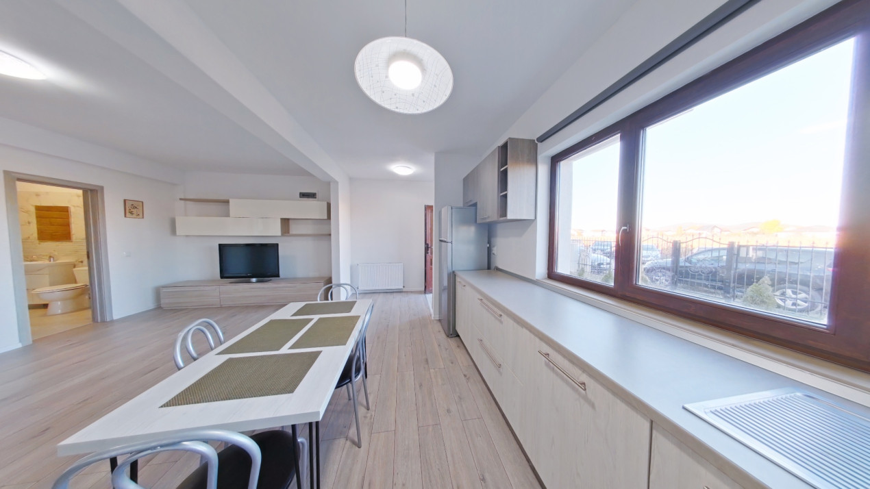Apartament 2 camere, la casă, cu grădina proprie - Sânpetru