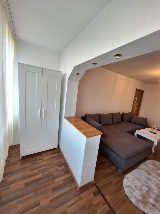 Apartament de Închiriat - 3 Camere, Cartierul Ștrand, Parter - 67 mp