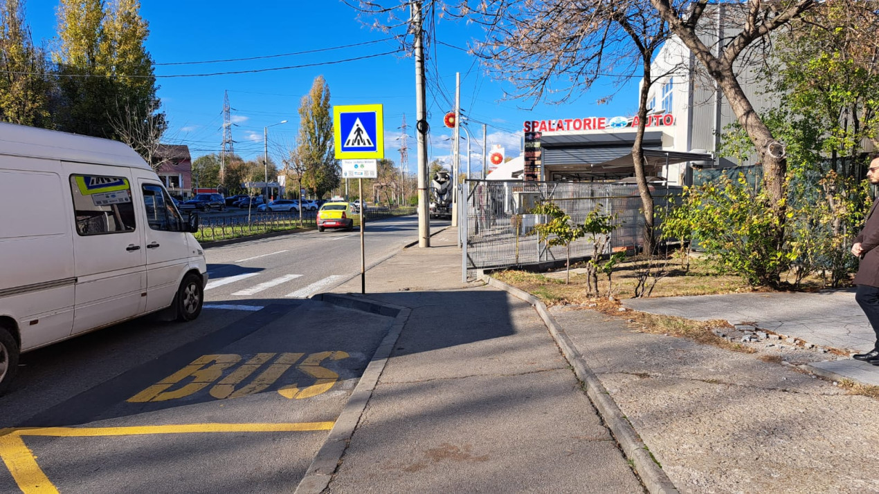 Spațiu comercial stradal - 75 mp utili - terasa disponibilă