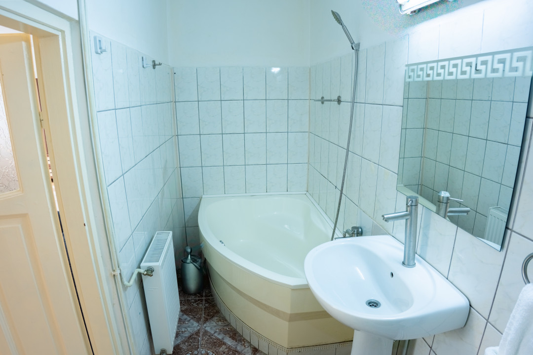 Apartament mai mult decât confortabil  Etaj 3, în Zonă liniștită în Mureșeni