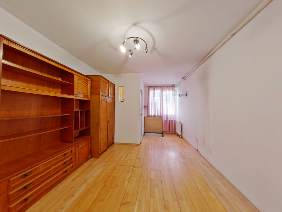 Garsonieră semidecomandată, strada Alexandru cel Bun, Cartier Răcădău