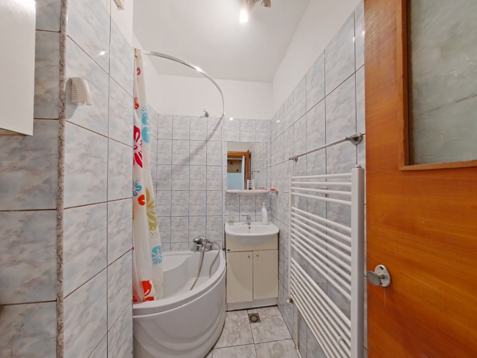 Garsonieră semidecomandată, strada Alexandru cel Bun, Cartier Răcădău