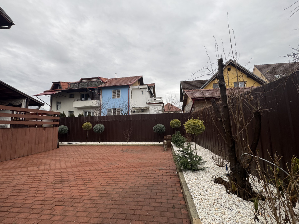 Vila superbă în Parcul Sub Arini – Ideală pentru Rezidență sau Business