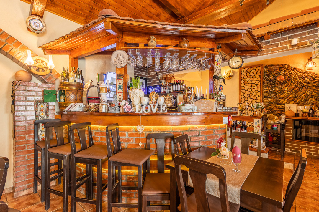 Afacere Brasov (restaurant, spatiu comercial, gradina de vara) Comision 0%