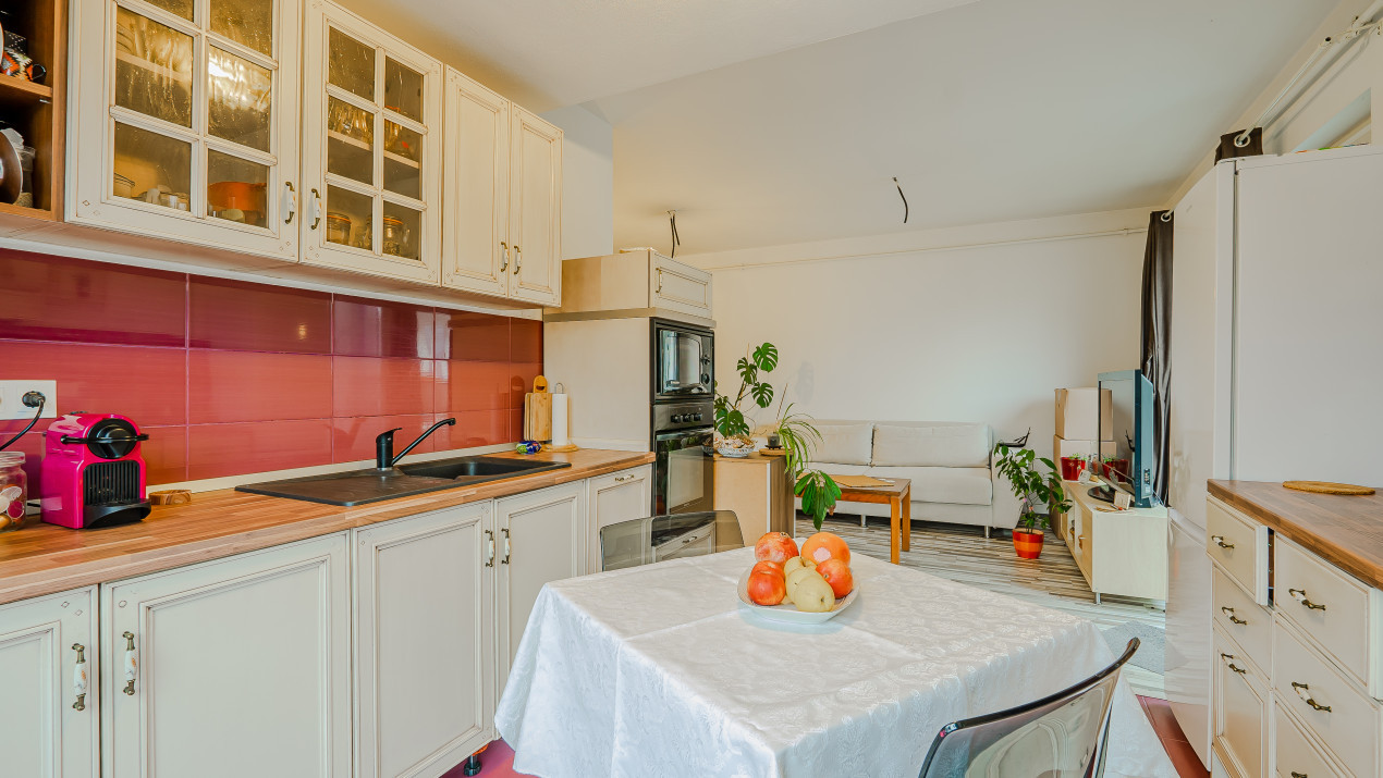 Apartament mic, dar gata să fie mare în viața ta! 