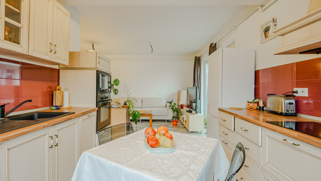Apartament mic, dar gata să fie mare în viața ta! 
