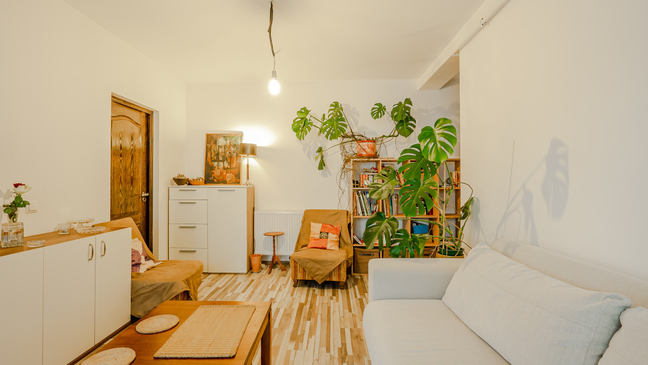 Apartament mic, dar gata să fie mare în viața ta! 