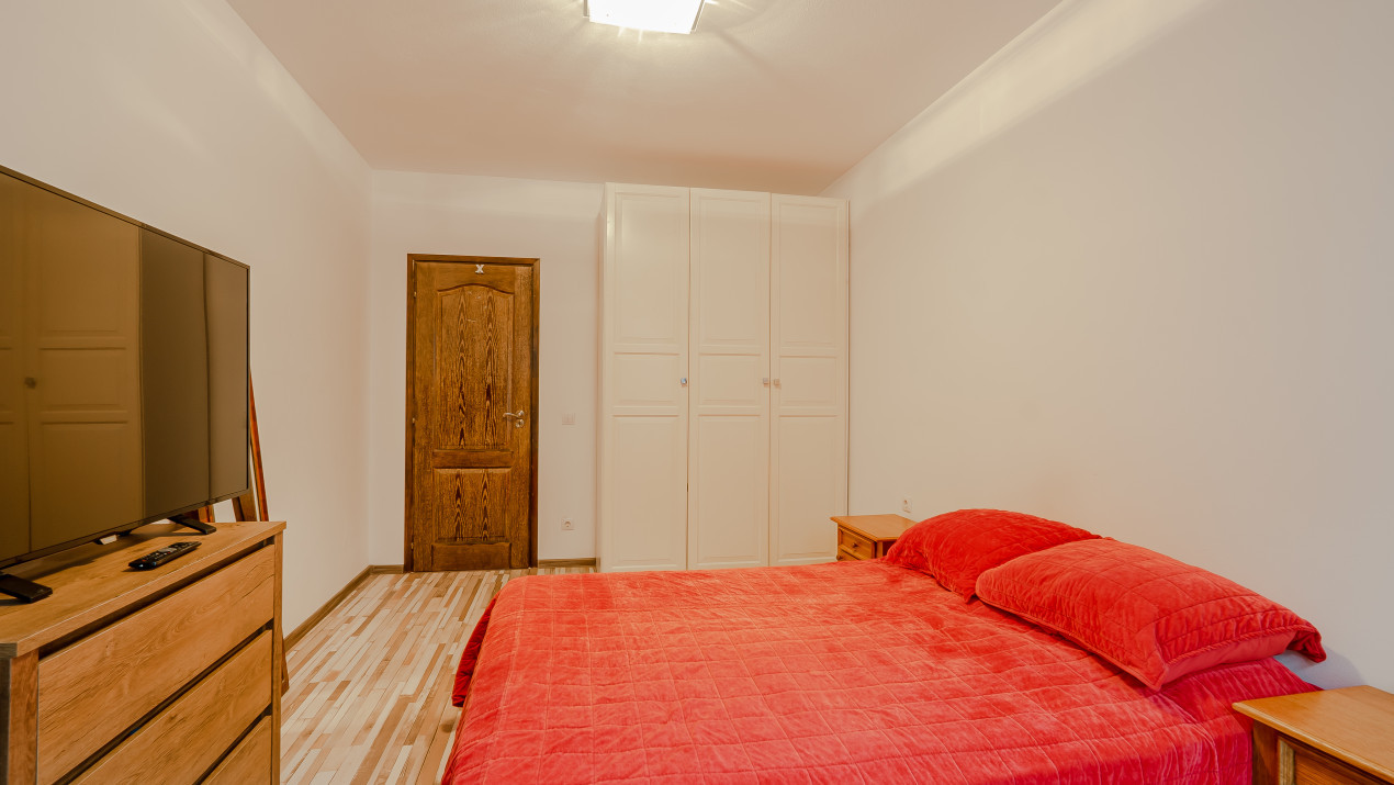 Apartament mic, dar gata să fie mare în viața ta! 