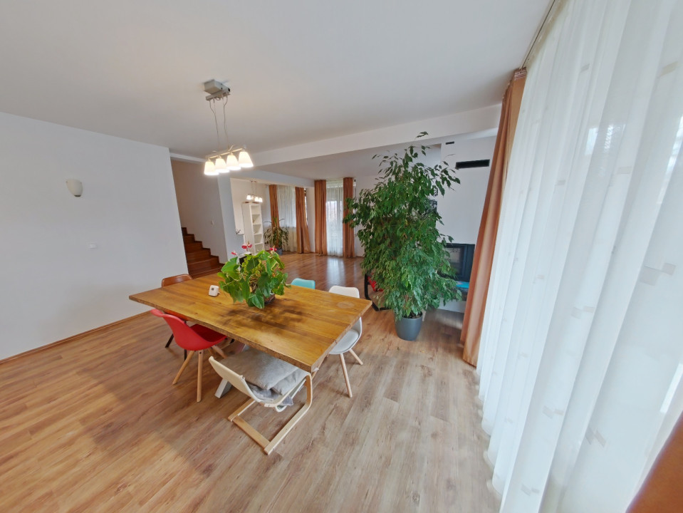 Vila de inchiriat, spatiosa, Ghimbav, Comision 0%