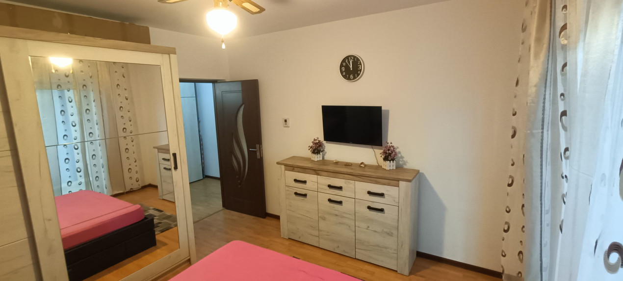 Apartament de inchiriat 3 camere Brana/Dinicu Golesc Selimbar
