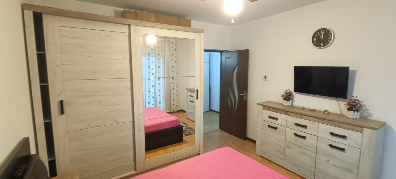 Apartament de inchiriat 3 camere Brana/Dinicu Golesc Selimbar