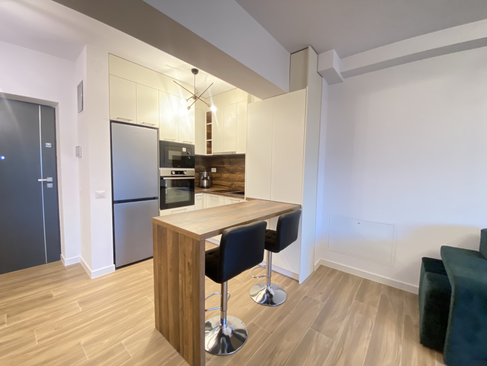Apartament 2 camere - prima închiriere - zona Mihai Viteazu 