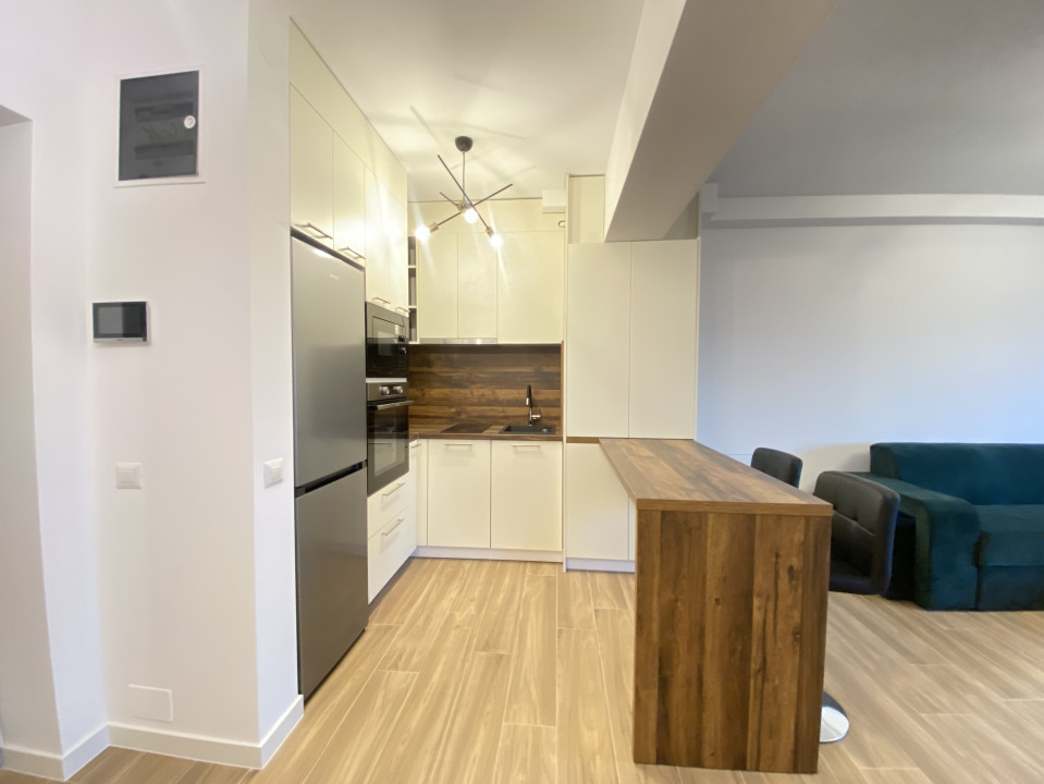 Apartament 2 camere - prima închiriere - zona Mihai Viteazu 