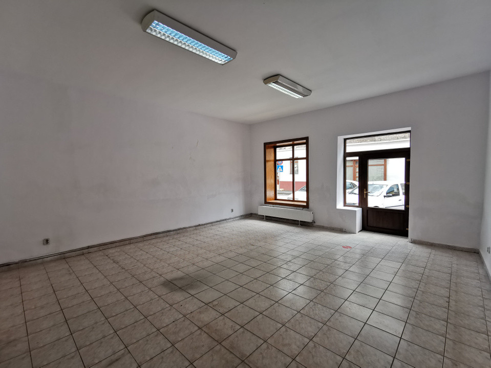 Spațiu comercial 85mp, stradal, ideal alimentatie publica, Centrul istoric-Sibiu