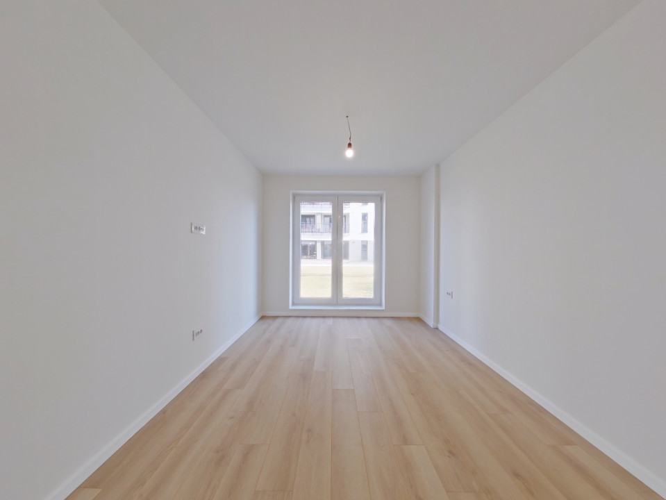REZERVAT - Spațiu comercial pretabil pentru diverse activități – Zona Tractorul