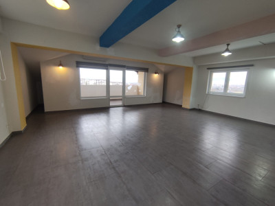 Spațiu de închiriat 80 mp utili pretabil pentru diverse activități