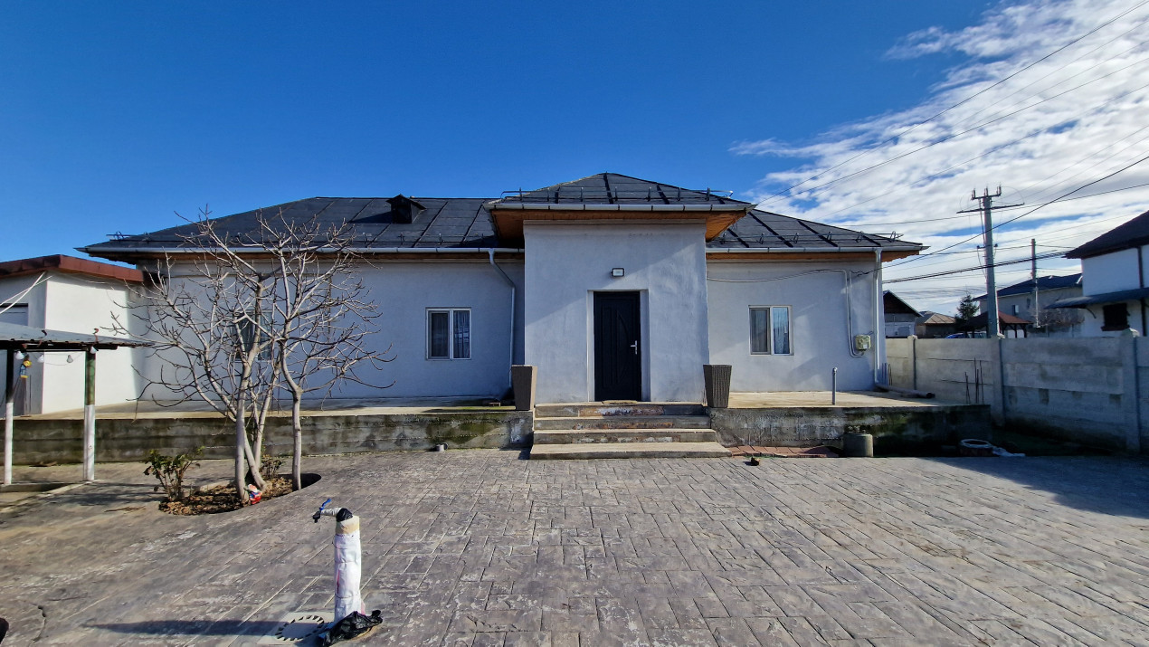Casa Carcea, toate utilitatile, teren generos 830 mp 