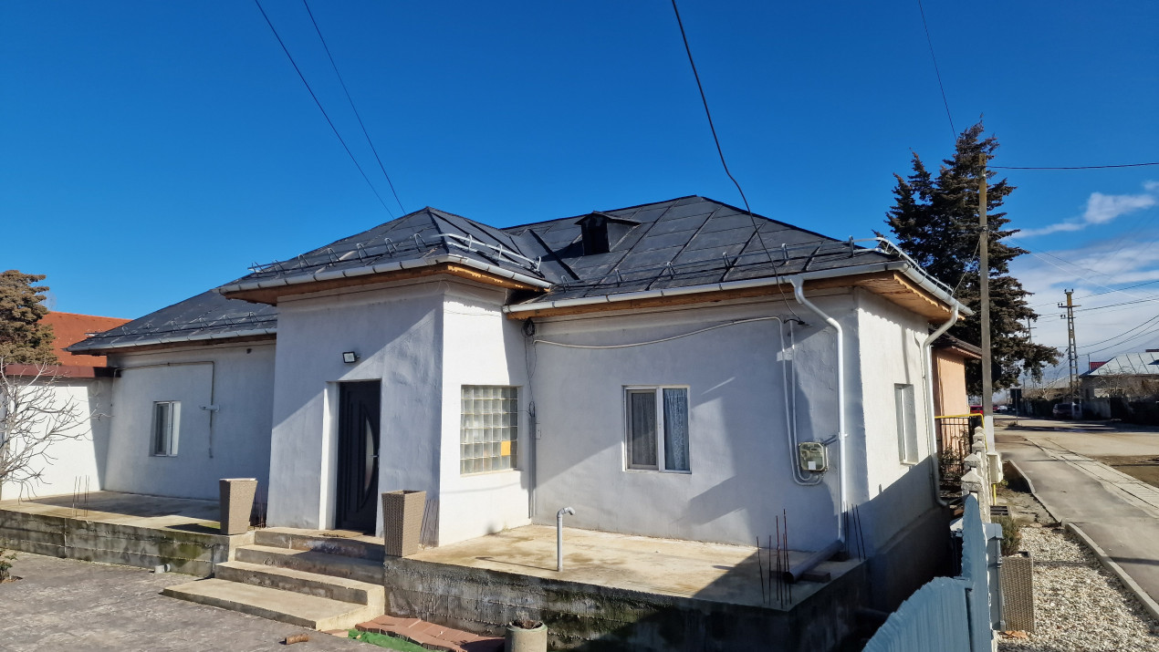 Casa Carcea, toate utilitatile, teren generos 830 mp 