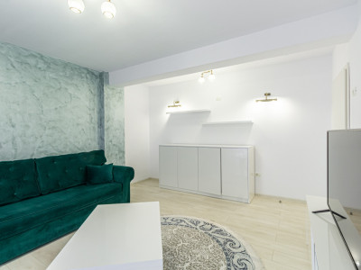 Apartament spatios cu parcare subterana zona Coresi