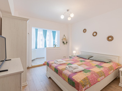 Apartament 2 Camere, Renovat, Decomandat, Et 2/ 6 – Răcădău