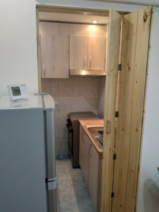 Garsonieră modernă, complet mobilată și utilată – Str. Gladiolelor 