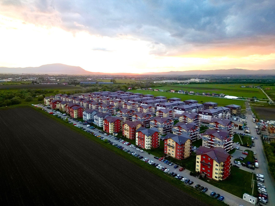 Apartament 2 camere, Etaj 1, Decomandat, 63 mp utili