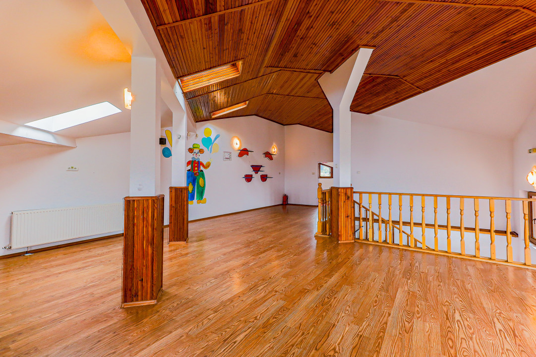 Vila / Spatiu comercial de vanzare, Brasov, Bunloc, COMISION 0%