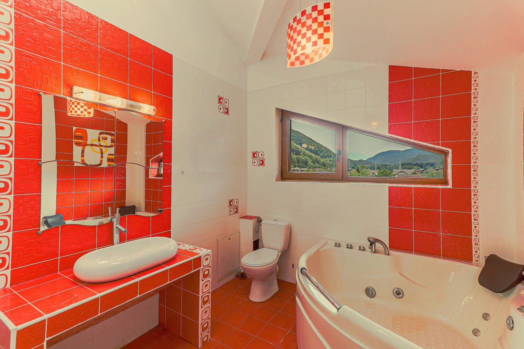 Vila / Spatiu comercial de vanzare, Brasov, Bunloc, COMISION 0%
