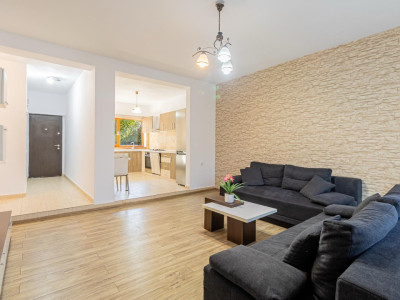 Casa compozitie avantajoasa ,5 camere zona Calea Feldioarei 