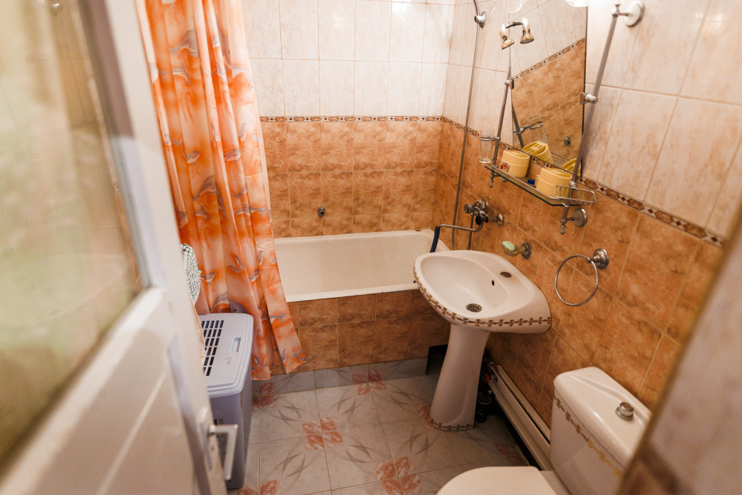 Apartament 2 camere etaj 4 Bld Nicolae Titulescu