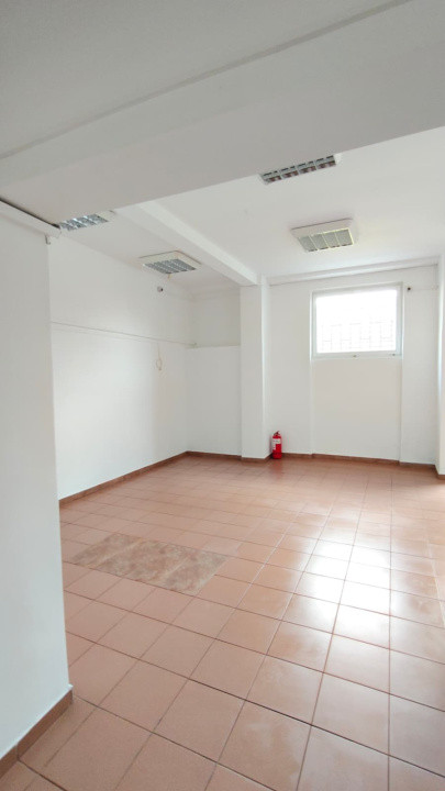 SPATIU COMERCIAL DE INCHIRIAT VALEA AURIE