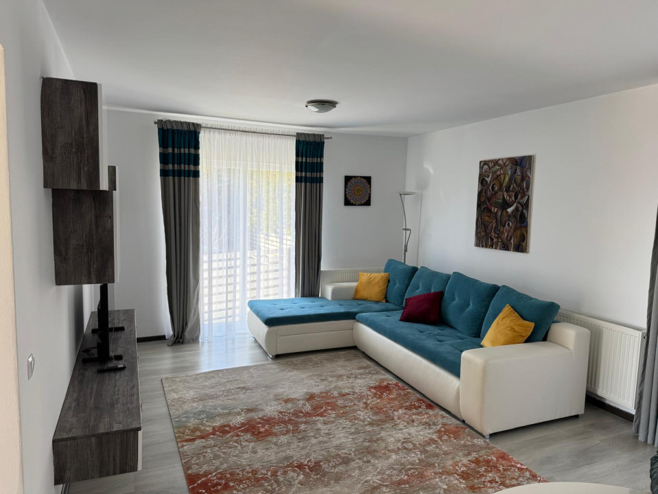 Casă Modernă în Cartierul Bavaria, in Mijlocul Naturii 