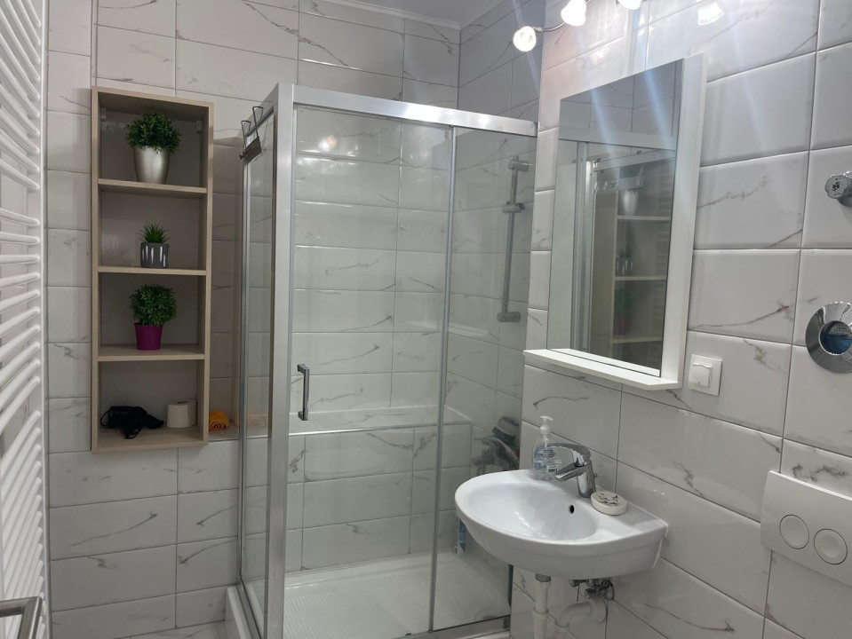 Studio cochet in Maurer Residence , zona Coresi