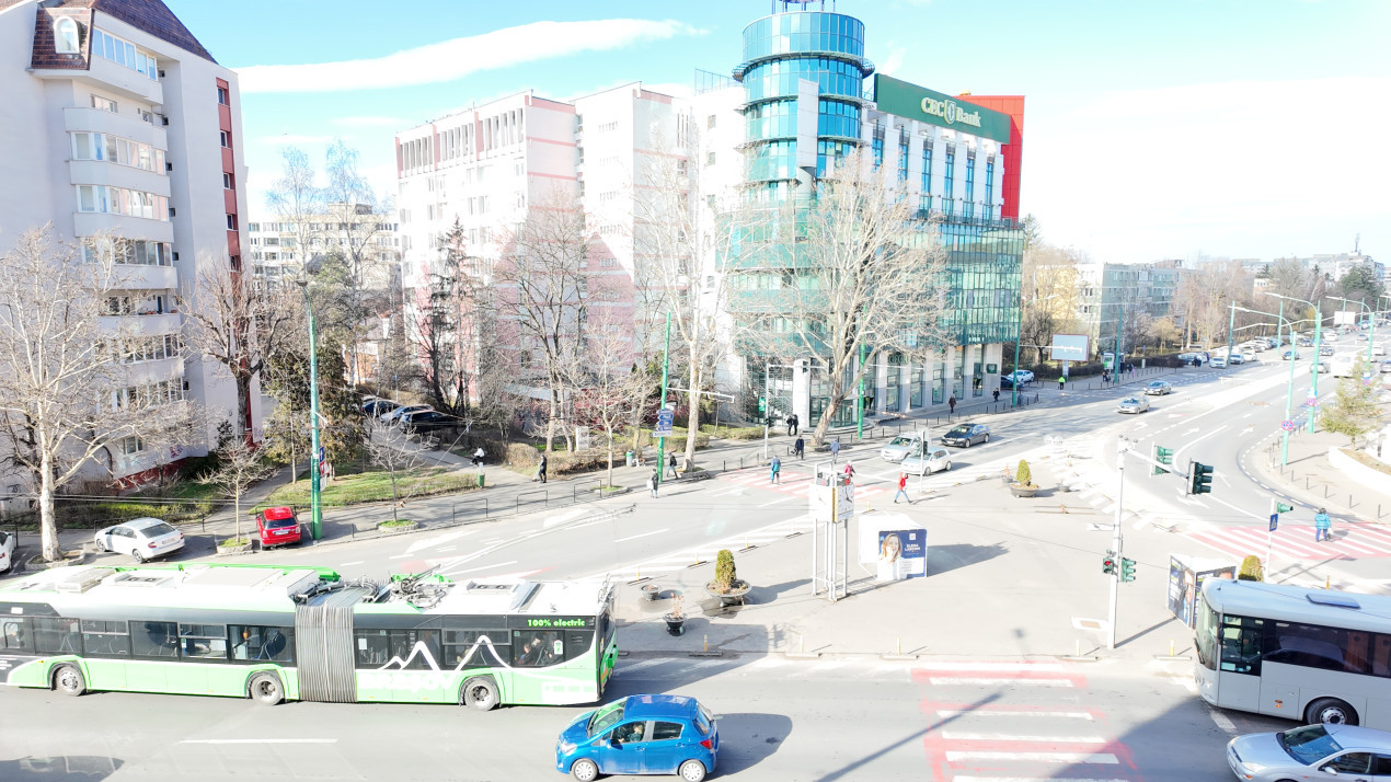 Inchiriere apartament 3 camere, mobilat și utilat-zona Centrul Civic