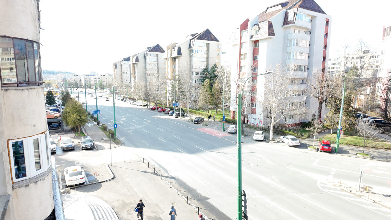 Inchiriere apartament 3 camere, mobilat și utilat-zona Centrul Civic