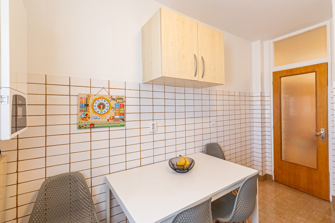 Apartament 2 camere, decomandat – Racadau – 0% comision