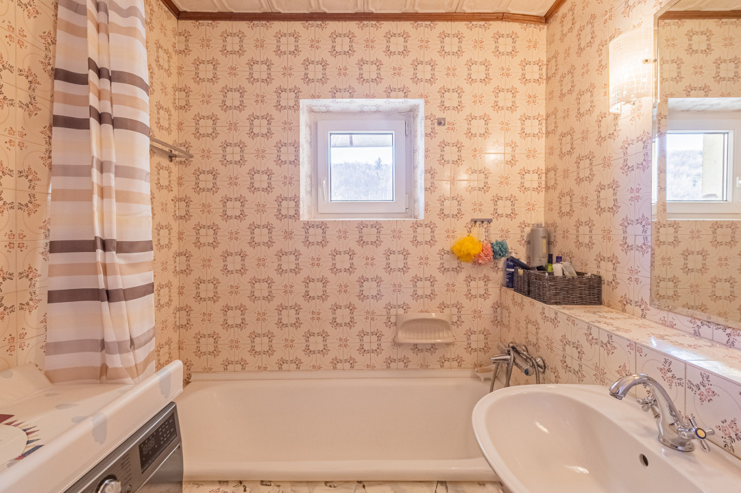 Apartament 2 camere, decomandat – Racadau – 0% comision
