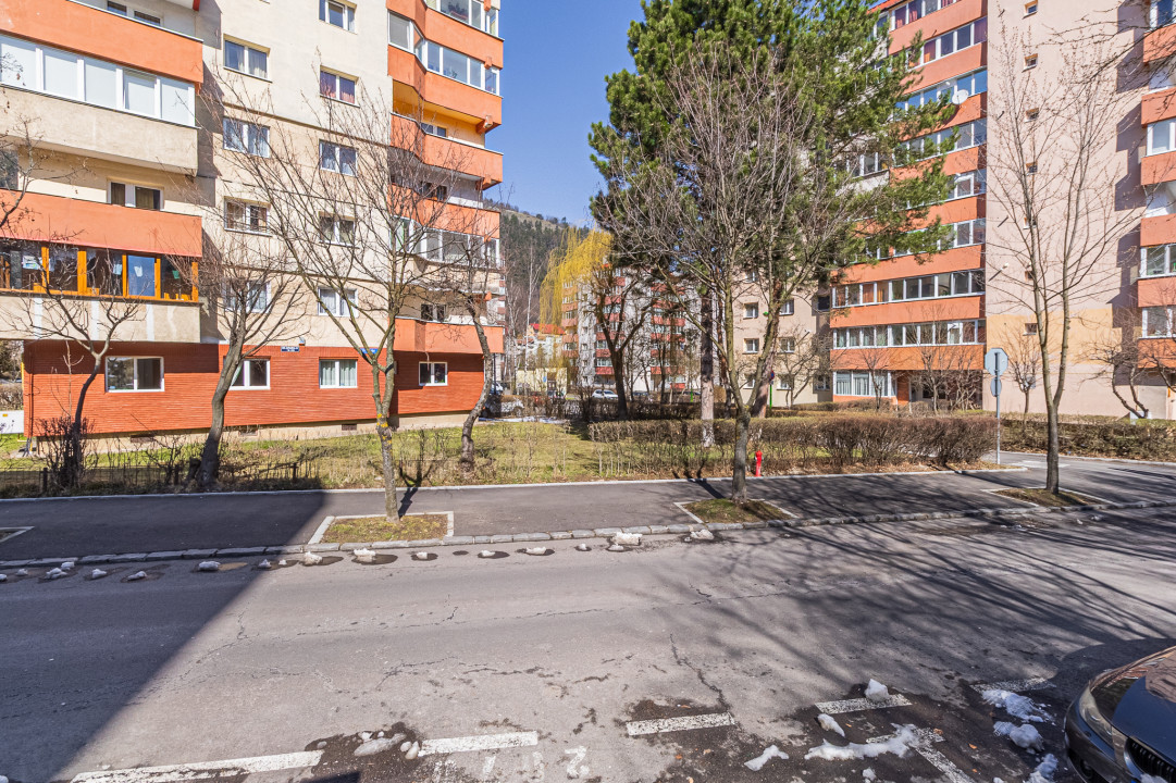 Apartament 2 camere, decomandat – Racadau – 0% comision