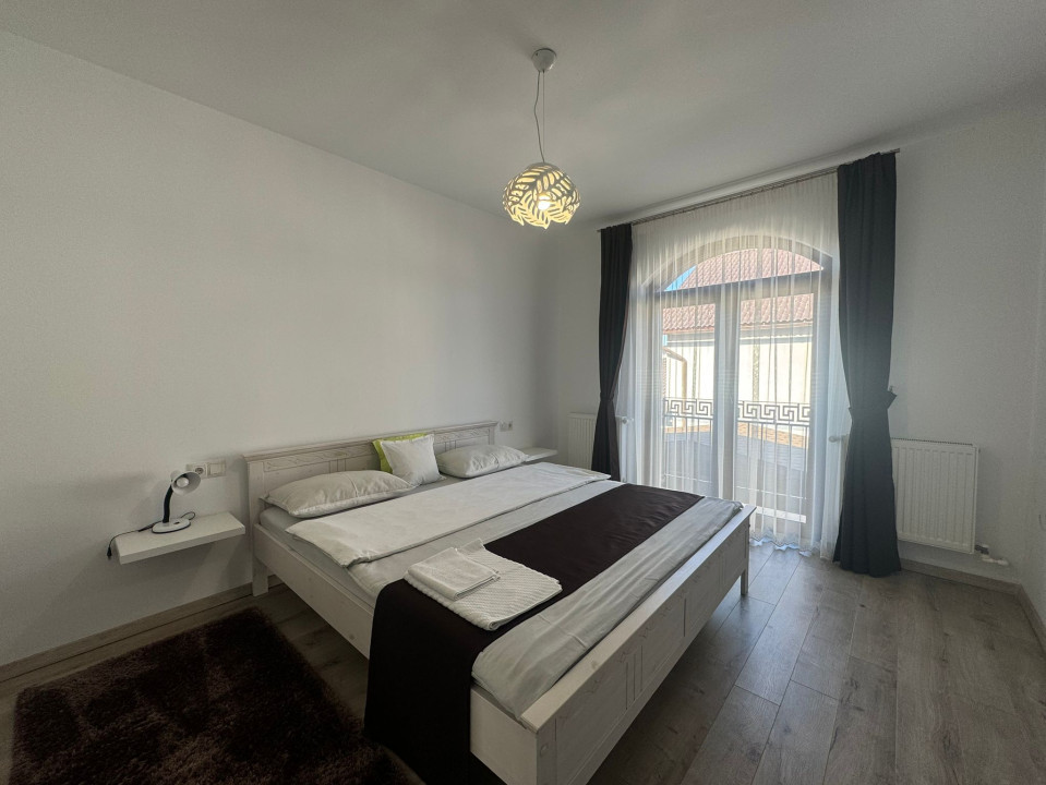 Casa tip duplex - 4 camere - cu grădină si loc de grătar - Selimbar
