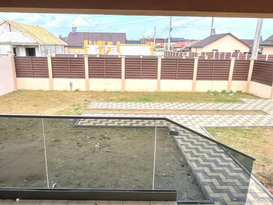 Casa noua Damila, spatioasa, la un pret corect