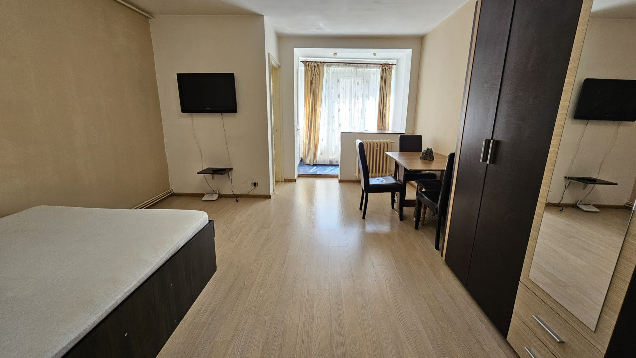 Garsoniera Calea Bucuresti, Etaj 2 din 9, Loc de parcare