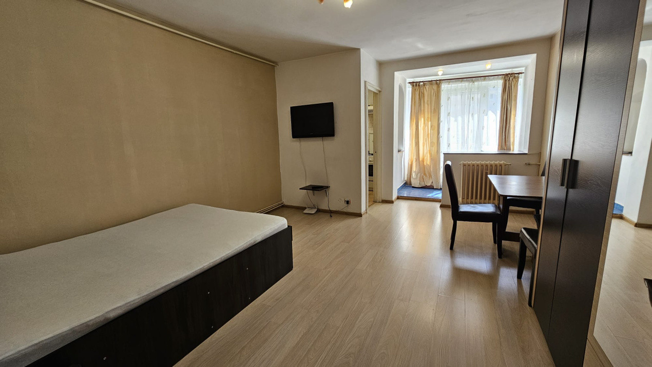 Garsoniera Calea Bucuresti, Etaj 2 din 9, Loc de parcare