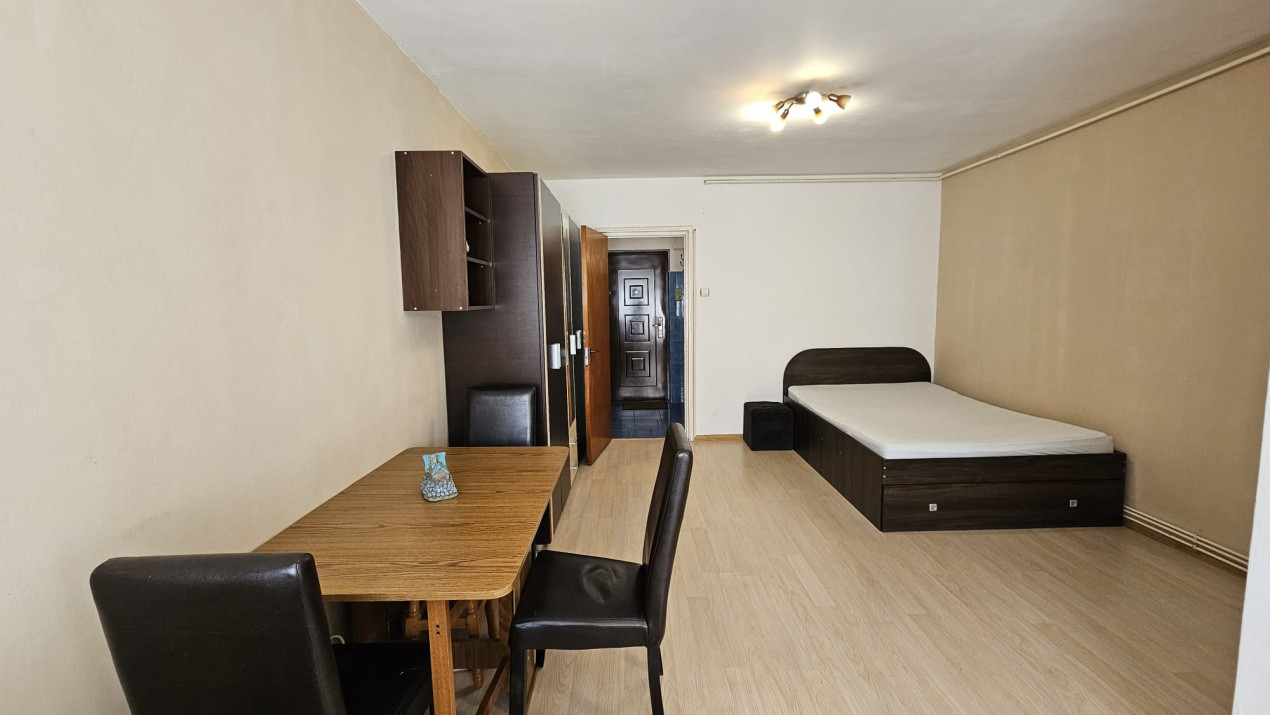 Garsoniera Calea Bucuresti, Etaj 2 din 9, Loc de parcare