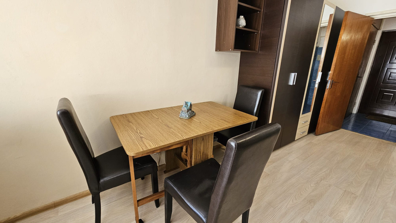 Garsoniera Calea Bucuresti, Etaj 2 din 9, Loc de parcare