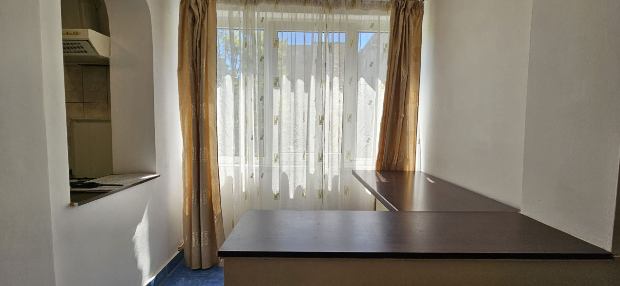 Garsoniera Calea Bucuresti, Etaj 2 din 9, Loc de parcare